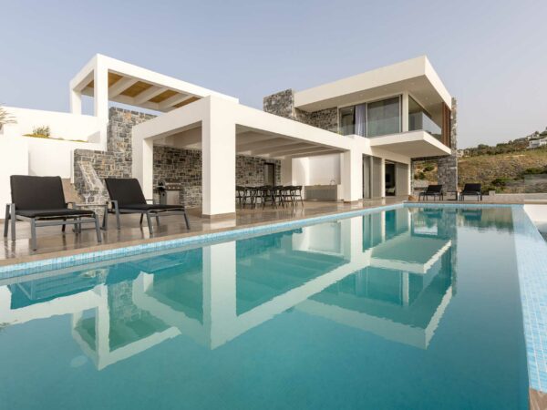 Villa Scape